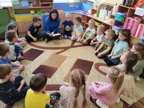 Дежурная группа. Дежурные детские сады. Дежурная группа в детском саду. Регламент работы дежурных групп в доу. Работа воспитателем в дежурный детский сад.